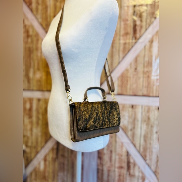 Mini Crossbody wallet Stylish Cow Hide tooled Brown and Tan Women's Bag (b) - Picture 2 of 10